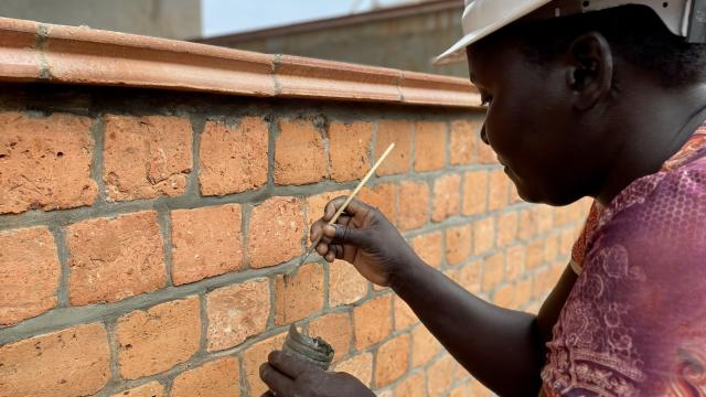 Painting with mortar